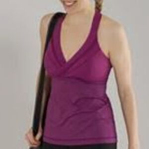 Lululemon Deep Breath Tank luxtreme Size 6